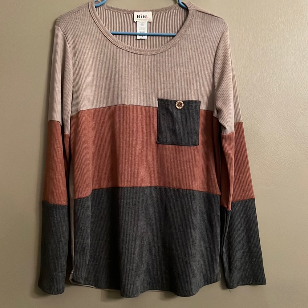 Long sleeve top